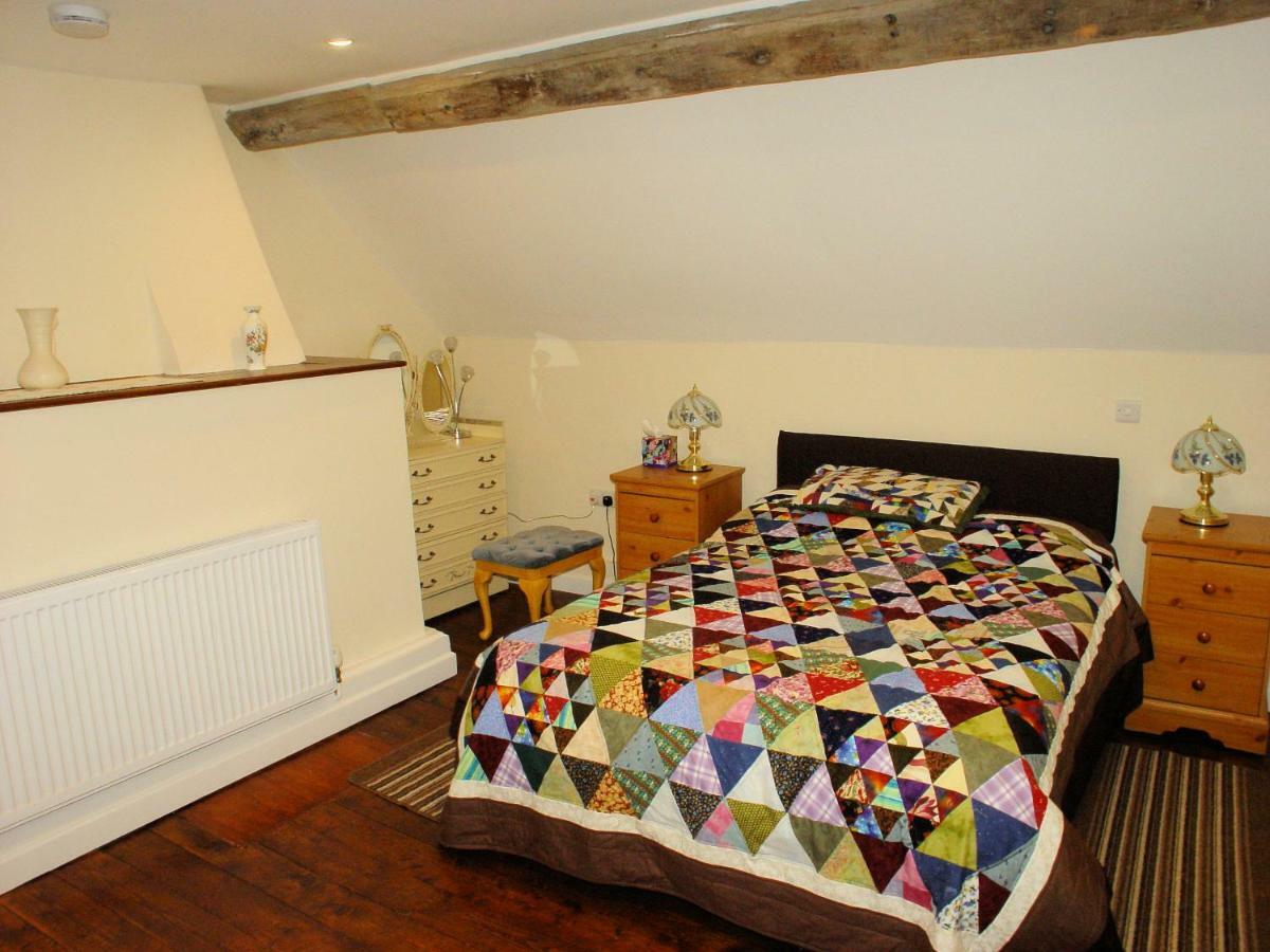 Glencoed B&B Рексъм Екстериор снимка